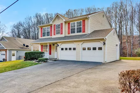 4218 Daugherty Rd, Salem, VA 24153 photo 2