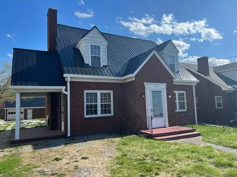 343 E Fudge St, Covington, VA 24426 photo 2