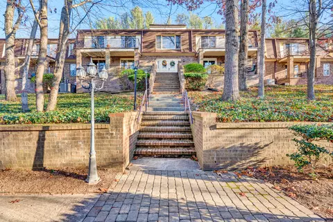 3406 Kim Ct #B16, Roanoke, VA 24018