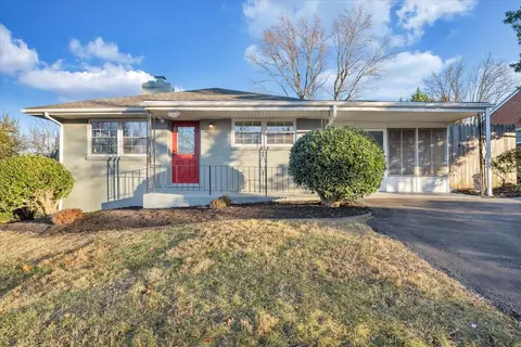 3002 Orander Dr, Roanoke, VA 24018