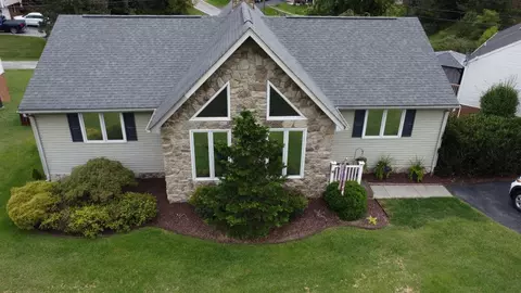 104 Deer Trace Ln, Salem, VA 24153