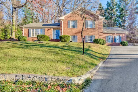 3924 Three Chop Ln SW, Roanoke, VA 24014