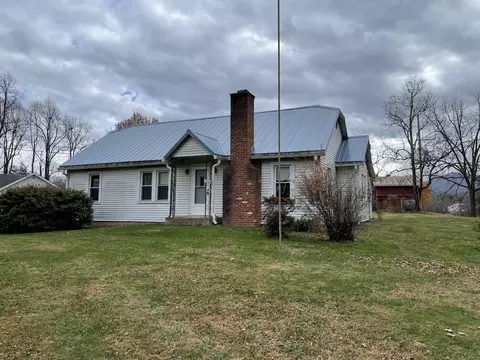265 Butt Hollow Rd, Salem, VA 24153 photo 3
