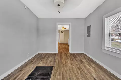419 E Lee Ave, Vinton, VA 24179 photo 6