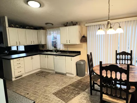 1925 Cox Rd, Ridgeway, VA 24148 photo 8