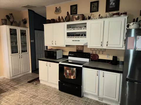 1925 Cox Rd, Ridgeway, VA 24148 photo 6