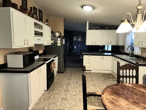 1925 Cox Rd, Ridgeway, VA 24148 photo 9