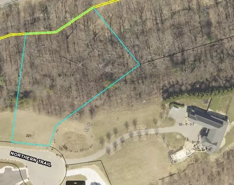 221 Northern Trl, Salem, VA 24153