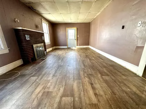 316 E Oak St, Covington, VA 24426 photo 10