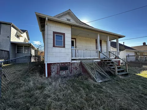 316 E Oak St, Covington, VA 24426 photo 13
