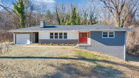 1802 Rainbow Forest Dr, Troutville, VA 24175