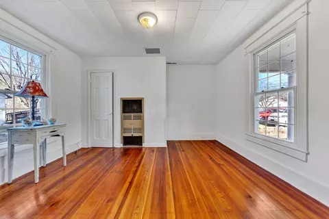 Other - 363 Lowe St, Buchanan, VA 24066 photo 2 of 10