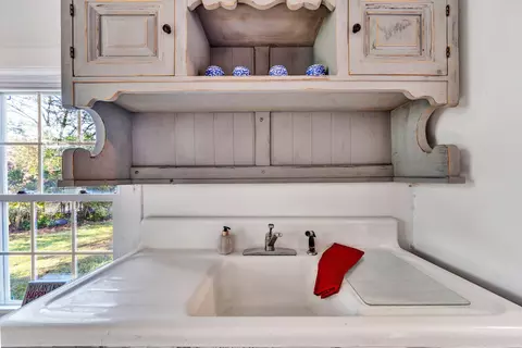 Other - 363 Lowe St, Buchanan, VA 24066 photo 6 of 10