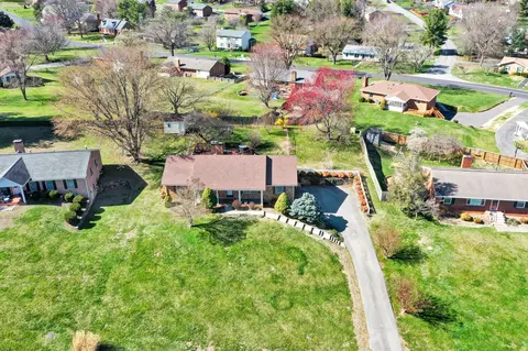 View/Area - 5225 Setter Rd, Roanoke, VA 24012 photo 2 of 3