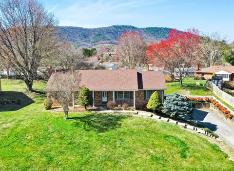 View/Area - 5225 Setter Rd, Roanoke, VA 24012 photo 3 of 3