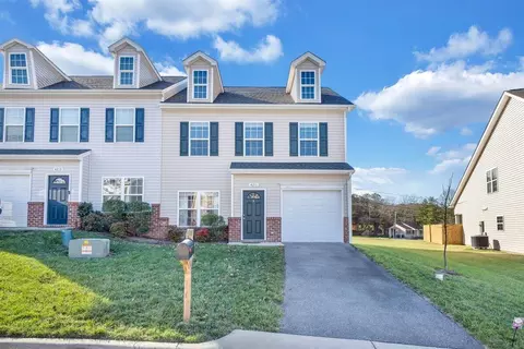 4211 Hannah Belle Way, Roanoke, VA 24018
