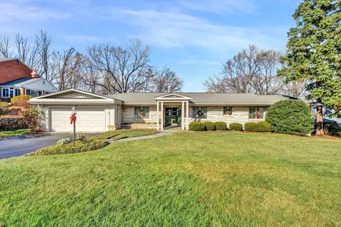 3574 Peakwood Dr SW, Roanoke, VA 24014