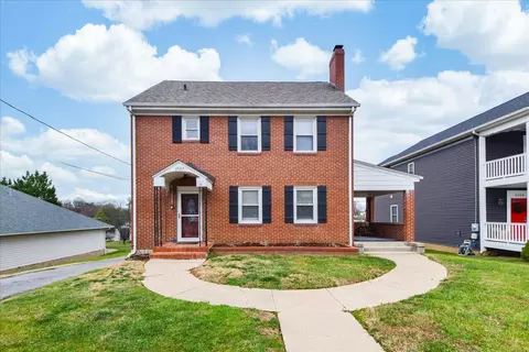 3507 Bunker Hill Dr, Roanoke, VA 24018