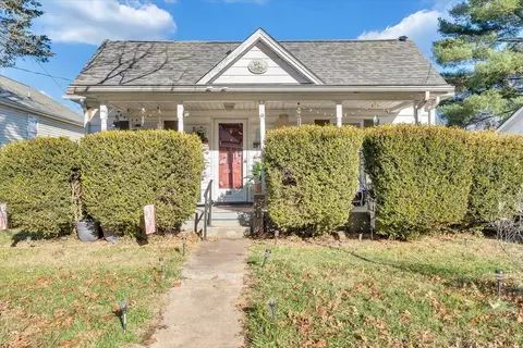 211 Bowman Ave, Salem, VA 24153