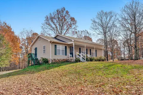 1288 Tuck Rd, Moneta, VA 24121