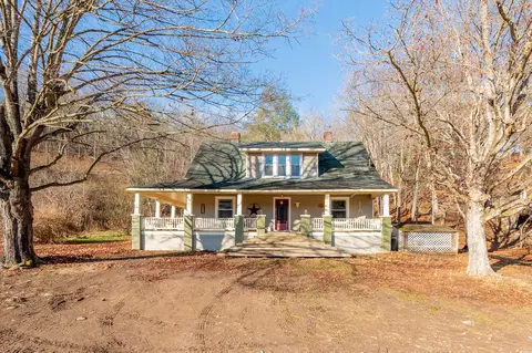 1907 Alleghany Spring Rd, Shawsville, VA 24162