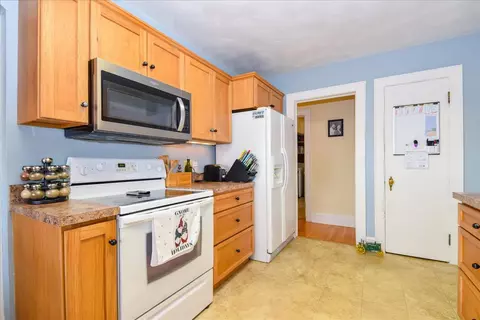 313 Eugene Dr NW, Roanoke, VA 24017 photo 9