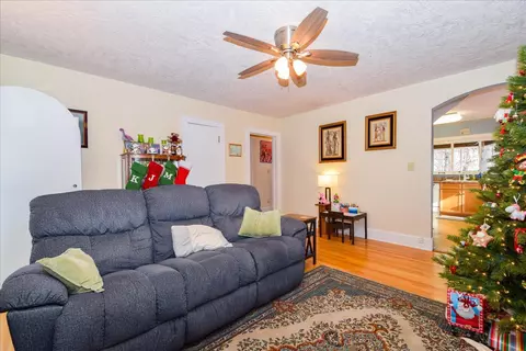 313 Eugene Dr NW, Roanoke, VA 24017 photo 7