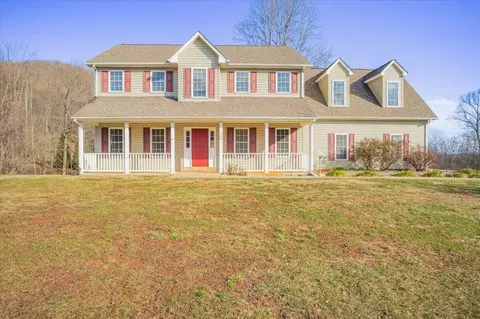 350 Valley Rd, Hardy, VA 24101