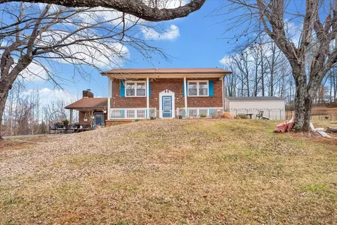 210 Altice Mill Rd, Rocky Mount, VA 24151