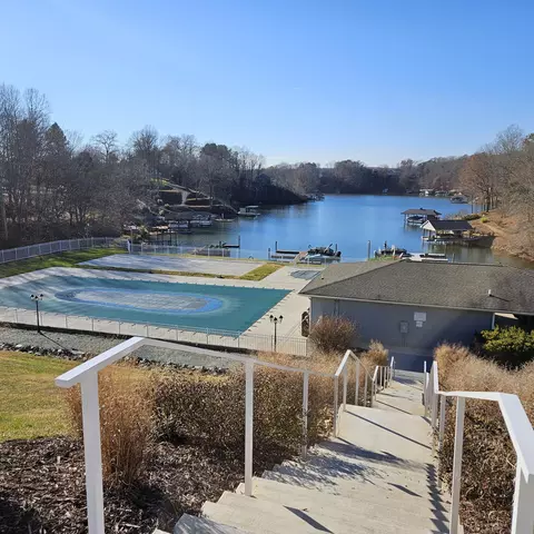 1089 Bluewater Dr #403, Moneta, VA 24121 photo 14