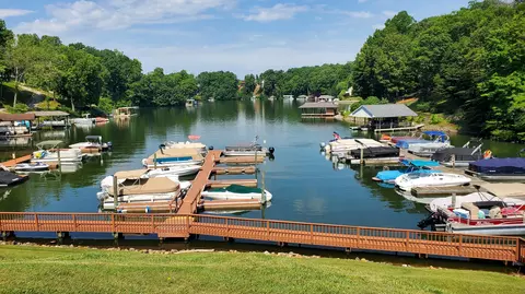 1089 Bluewater Dr #403, Moneta, VA 24121 photo 11