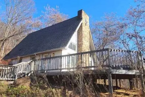 399 Old Brook Rd, Vinton, VA 24179