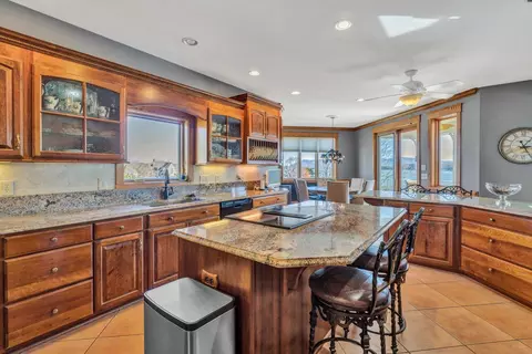 77 Pacific Ave, Moneta, VA 24121 photo 25