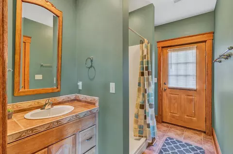 77 Pacific Ave, Moneta, VA 24121 photo 55