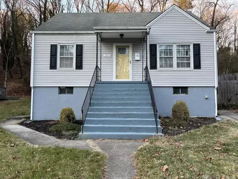 2737 Lansing Dr SW, Roanoke, VA 24015