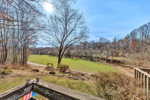252 Copperfield Rd, Wirtz, VA 24184