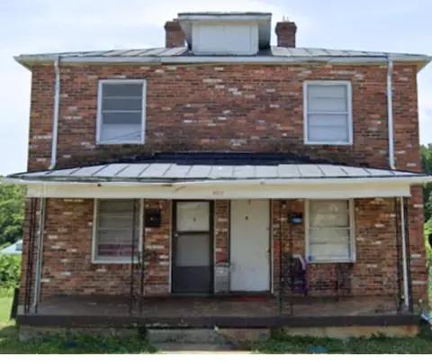 1011 A St, Martinsville, VA 24112