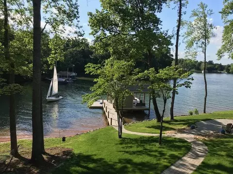 581 Lakestone Rd, Union Hall, VA 24176