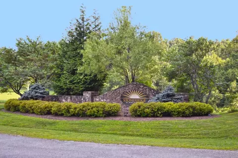 129 Cobble Trl, Bent Mountain, VA 24059
