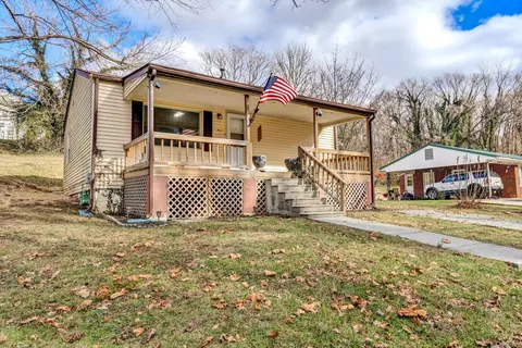 1730 Greenbrier Ave SE, Roanoke, VA 24013