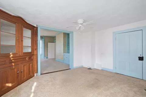 Bedroom - 35 E Main St, Fincastle, VA 24090 photo 2 of 6