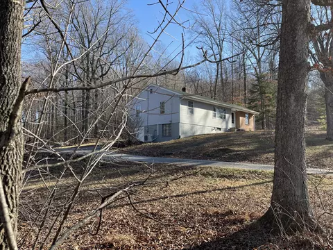 1220 Terrace Dr, Salem, VA 24153 photo 2