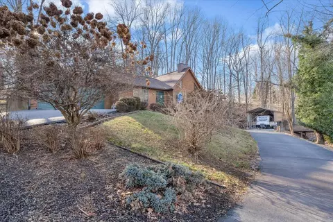101 Willowood Dr, Vinton, VA 24179 photo 38