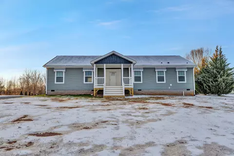 803 Greenhouse Rd, Glade Hill, VA 24092