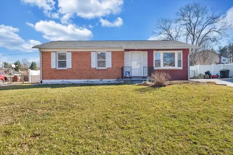 2162 Mulberry St, Salem, VA 24153