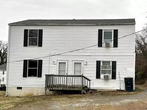 904 21st St NW #& 906, Roanoke, VA 24017