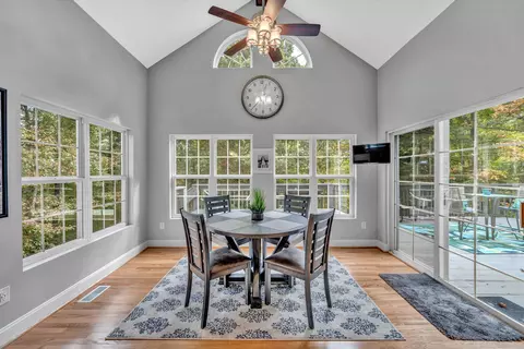 6768 Christopher Dr, Roanoke, VA 24018 photo 12