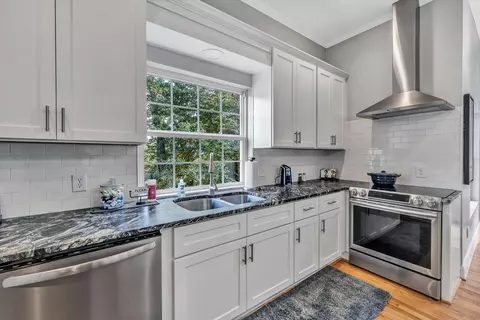 6768 Christopher Dr, Roanoke, VA 24018 photo 11