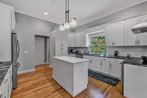 6768 Christopher Dr, Roanoke, VA 24018 photo 8