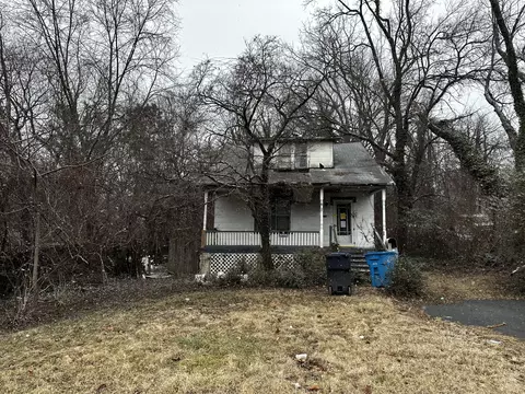 1818 10th St NW, Roanoke, VA 24012